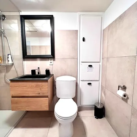 Elegant 2pcs Proche Apartment