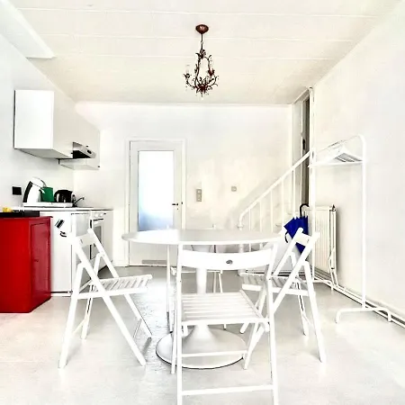 800 M From Grand Place Apartment