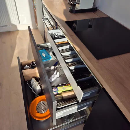 Apartment Flagey Art 2 *