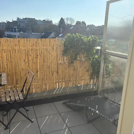 Bright Close To Everything! * Brusel