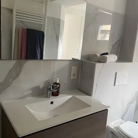 Grand Deux Apartment Brussels