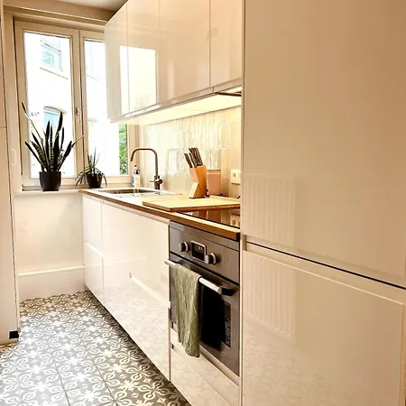 Bright And Cozy In * Брюссель