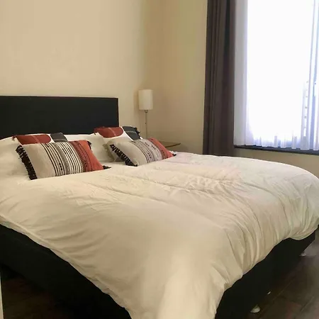 Cosy 1 Bedroom In Eu District