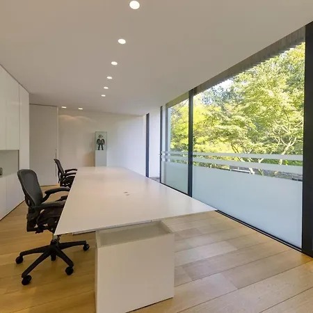 Vila The Luxury Glass Manor Brusel