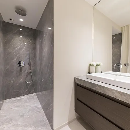Luxueux Au Centre De Apartamento