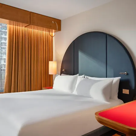 The Standard, Hotel 5*