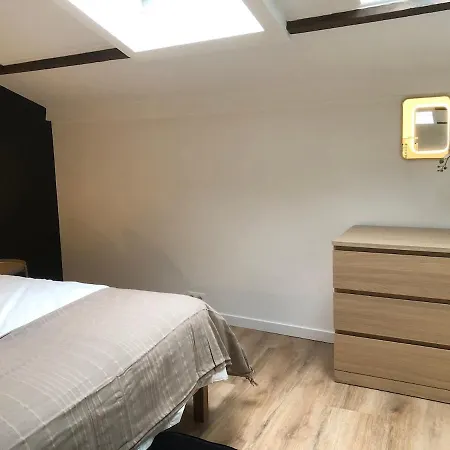 Absolute Charm 3 Bedroom 3 Bathroom With Ac Eu District Apartment