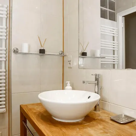아파트 Appartement, Deux Au Pied Du Metro Montgomery *