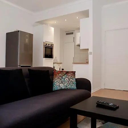 Appartement, Deux Au Pied Du Metro Montgomery 아파트 브뤼셀