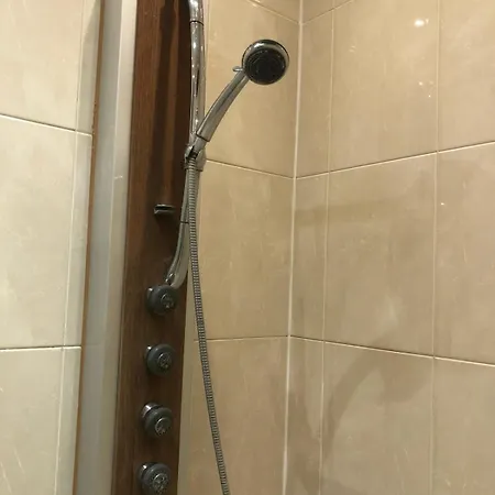 Apartament Appartement, Deux Au Pied Du Metro Montgomery Bruksela