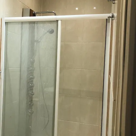 아파트 Appartement, Deux Au Pied Du Metro Montgomery *
