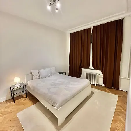 Grand Luxueux * Brussels