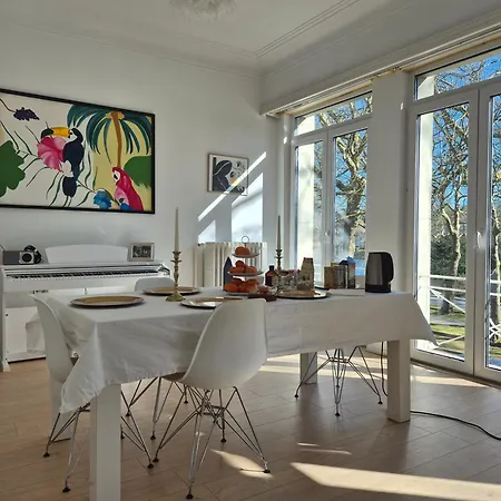 Bed & Breakfast Souverain 94 Brussels