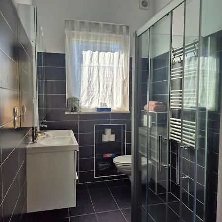 Bed & Breakfast Souverain 94 *