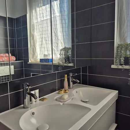 Souverain 94 Bed & Breakfast Auderghem