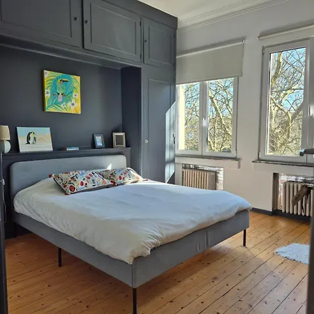 Souverain 94 Bed & Breakfast Auderghem