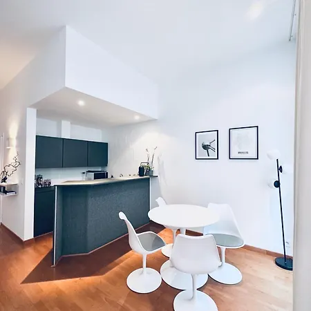 Superbe Au Coeur Du Sablon Apartment Brüssel