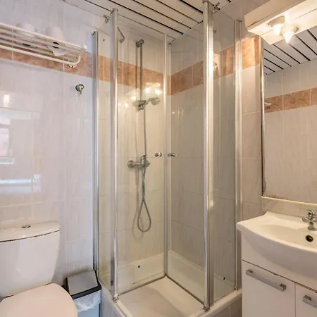 One Bedroom Near North Station Apartment *