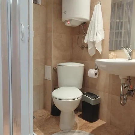 Station 1 Bed Brussels