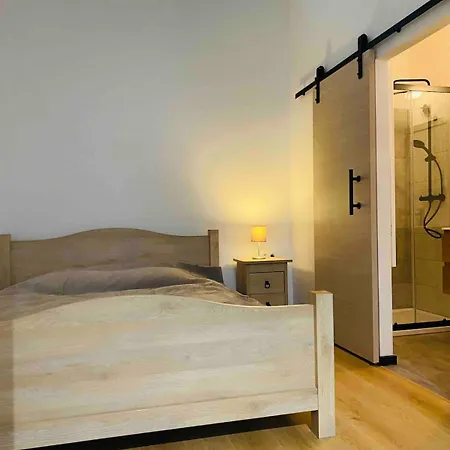 Calme Et Lumineux A Uccle *