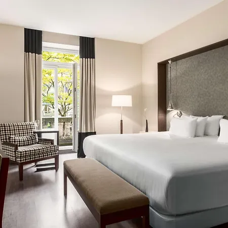 Nh Collection Centre Hotel