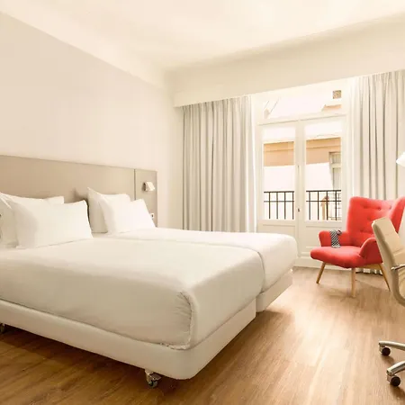 Hotel Nh Collection Centre 4*