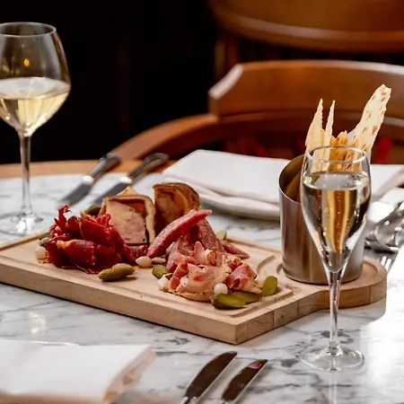 Marriott Grand Place Hotel Brusel