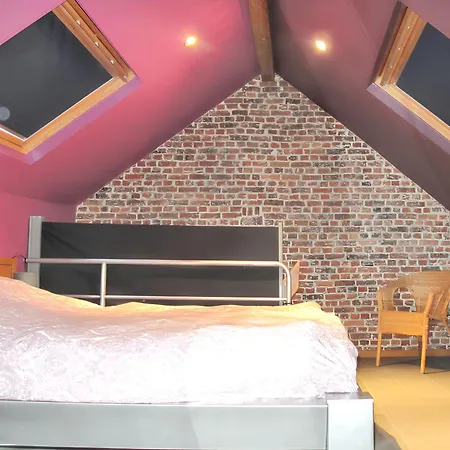 Spacious With View In 100 M² + Terrace Brussels