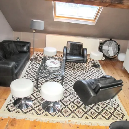 Spacious With View In 100 M² + Terrace بروكسل