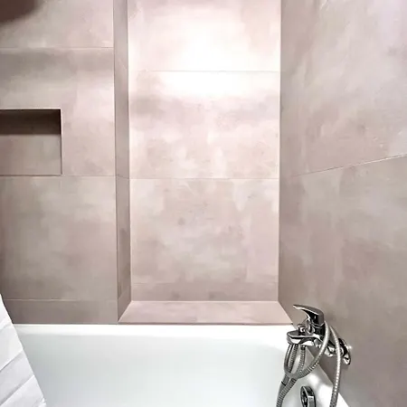 Bright- Stylish In Nature *