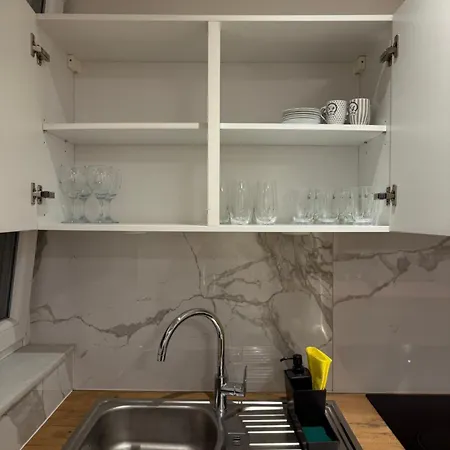 Apartment Arm