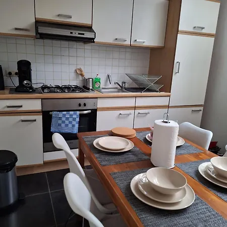 Alicia's Duplex European Quarter