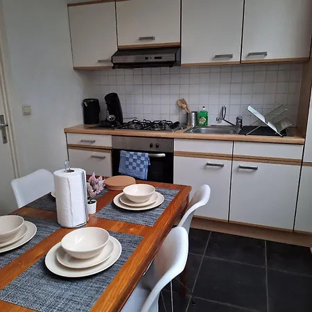 Alicia's Duplex European Quarter