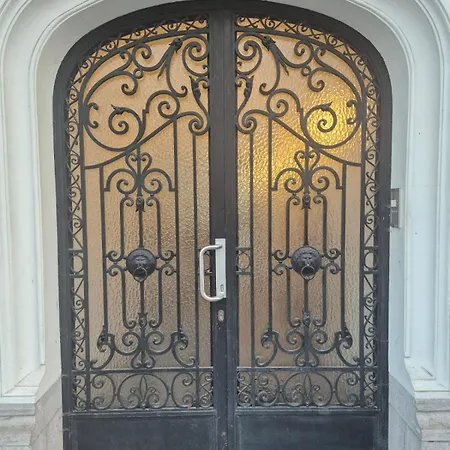 Velvet House * Bryssel