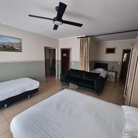 Hotel apartamentowy Bara Midi