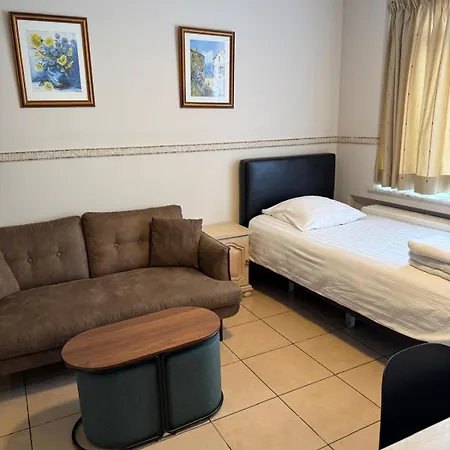 Hotel apartamentowy Bara Midi