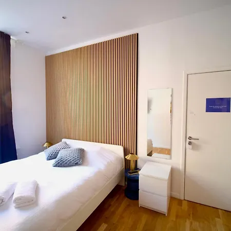 Easy - Center * ブリュッセル