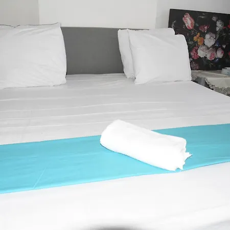 Confort Accueillant 8 A 10 Personnes - Touristique A Bryssel