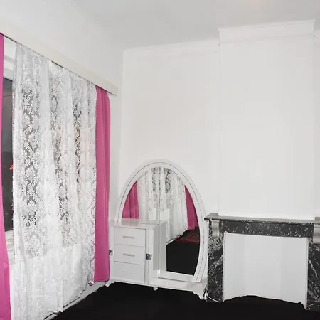 Confort Gare De L'ouest Apartment Brussels