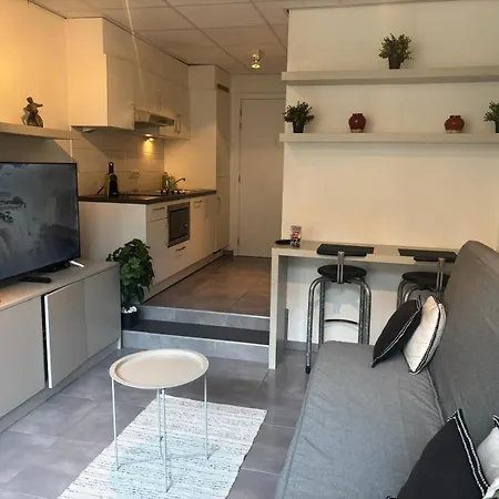 Charming In - Walk Everywhere! بروكسل