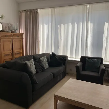 Belle Etage A Stockel With Charming Patio