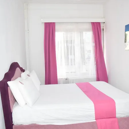 Confort Garé De L'ouest Bruxelles