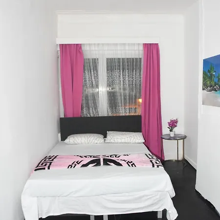 Confort Garé De L'ouest Apartamento *