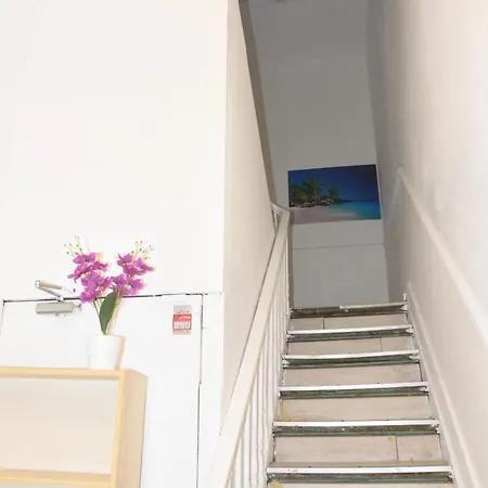 1 Confort Gare De L'ouest Apartment *