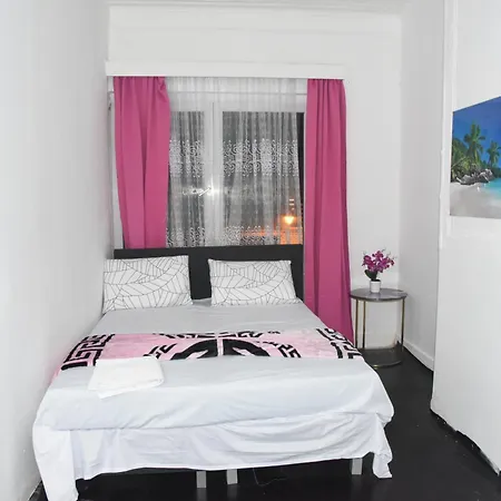 1 Confort Gare De L'ouest Apartment *