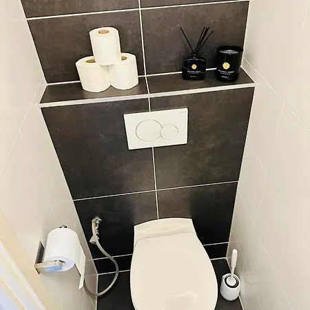 Penthouse Grand Place - 2bd - 200sqm Terrace