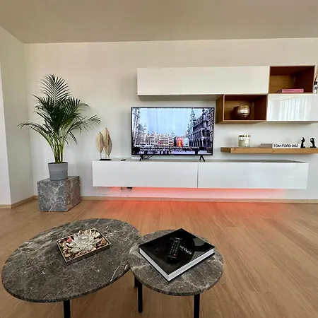 Penthouse Grand Place - 2bd - 200sqm Terrace *