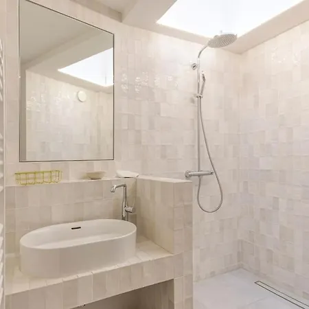 וילה Town House 4 Bedrooms בריסל