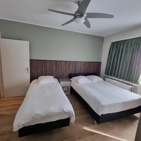 Hotel apartamentowy Bara Midi 3*