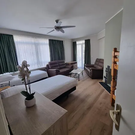 Bara Midi 3* Bruksela